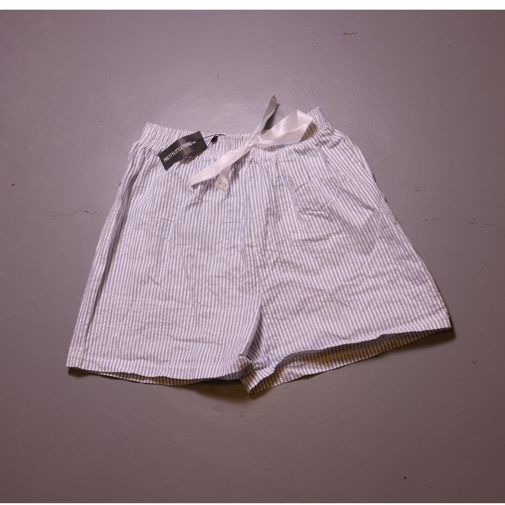 NWT PRETTYLITTLETHING shorts boxers bow shorts blue and white S